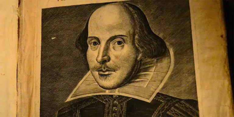 A black and white image of William Shakespeare.